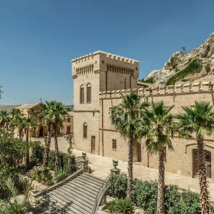  Hotel Castello Ducale Colonna